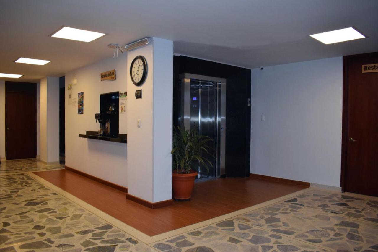 איפיאלס Hotel Nubes Verdes מראה חיצוני תמונה